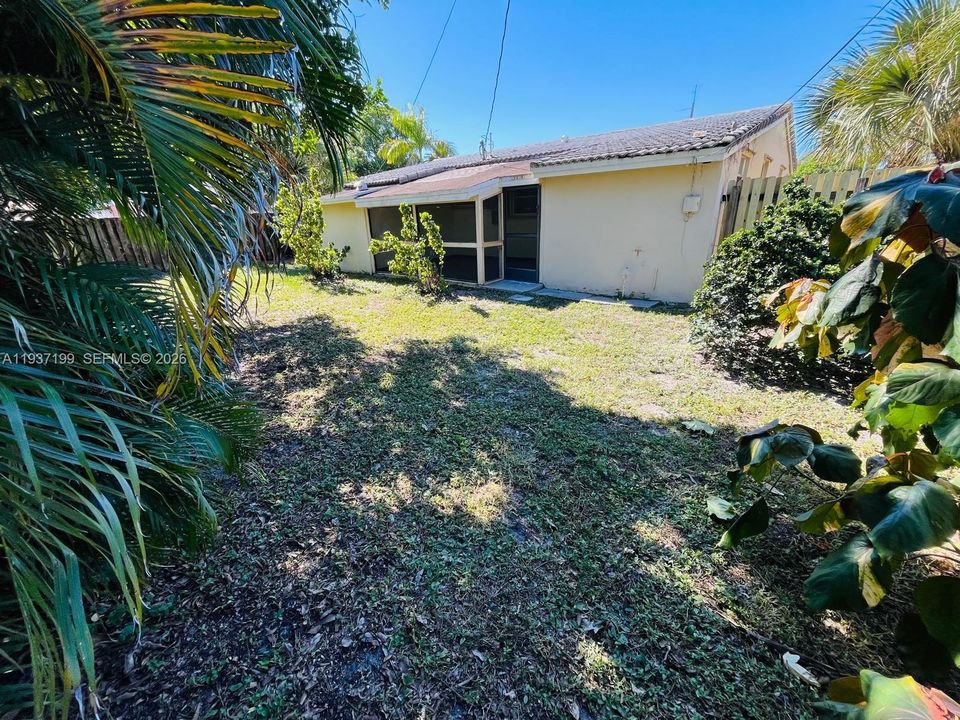 В аренду: $2,750 (3 спален, 2 ванн, 1008 Квадратных фут)