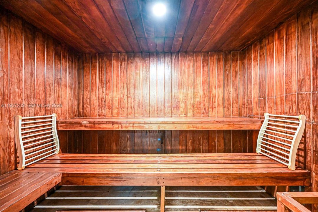 En Venta: $229,500 (0 camas, 1 baños, 340 Pies cuadrados)