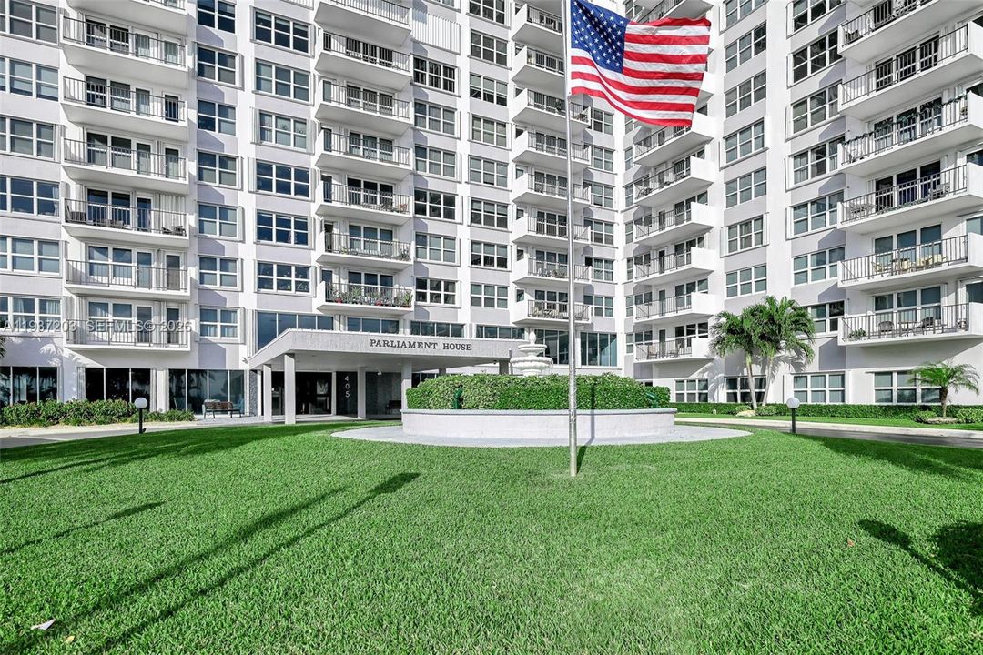 En Venta: $229,500 (0 camas, 1 baños, 340 Pies cuadrados)