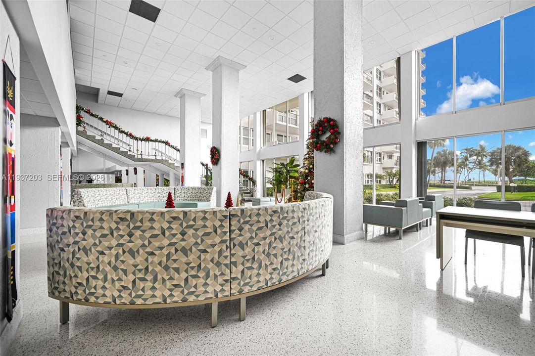 En Venta: $229,500 (0 camas, 1 baños, 340 Pies cuadrados)