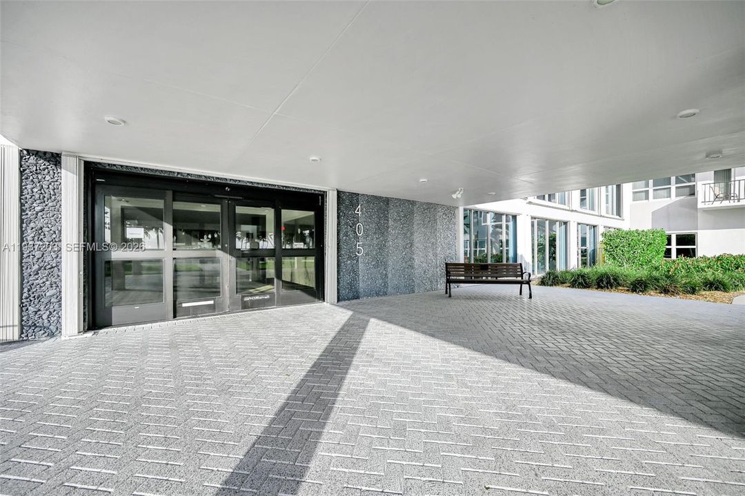 En Venta: $229,500 (0 camas, 1 baños, 340 Pies cuadrados)