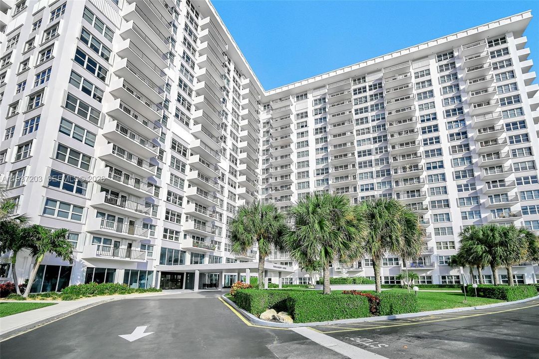 En Venta: $229,500 (0 camas, 1 baños, 340 Pies cuadrados)