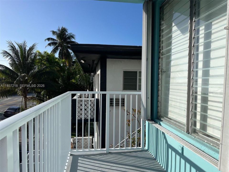 На продажу: $255,000 (1 спален, 1 ванн, 720 Квадратных фут)