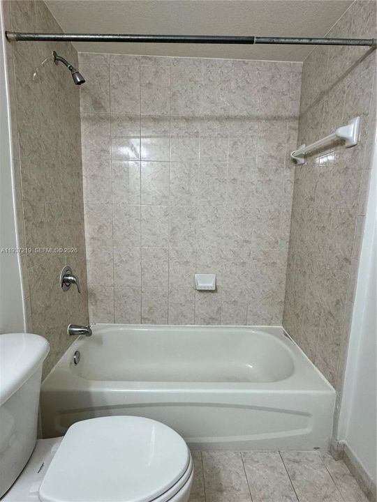 For Rent: $1,490 (0 beds, 1 baths, 400 Square Feet)