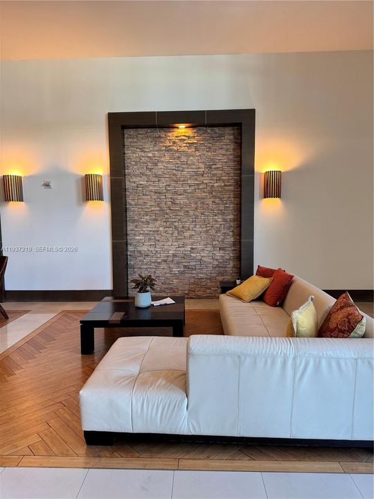 For Rent: $1,490 (0 beds, 1 baths, 400 Square Feet)