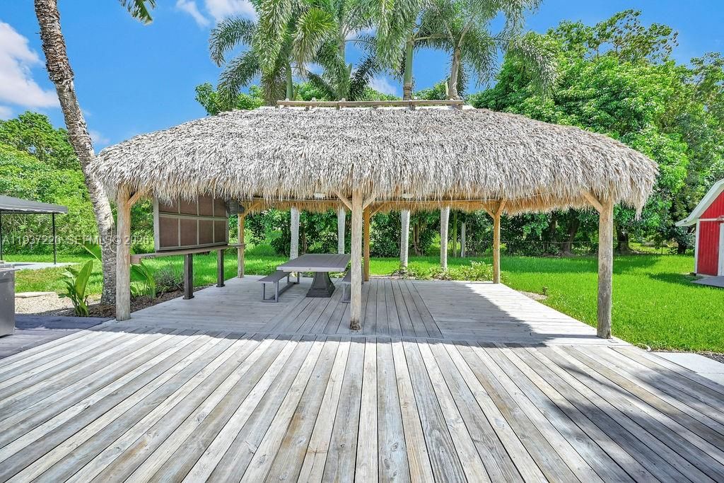 En Renta: $9,500 (4 camas, 3 baños, 2731 Pies cuadrados)