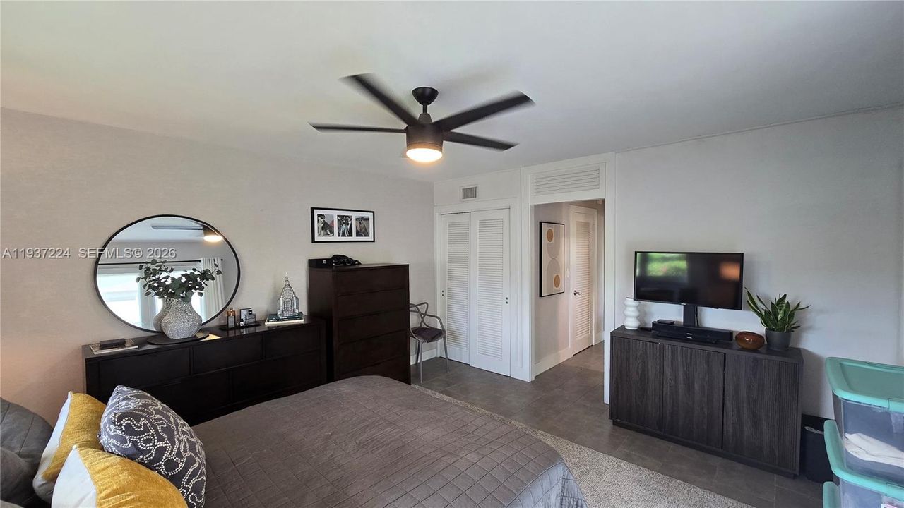 На продажу: $1,350,000 (3 спален, 2 ванн, 1632 Квадратных фут)