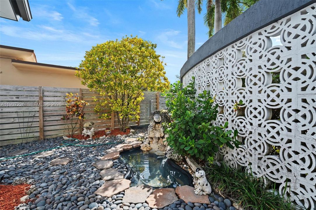 En Venta: $2,595,000 (4 camas, 3 baños, 2749 Pies cuadrados)