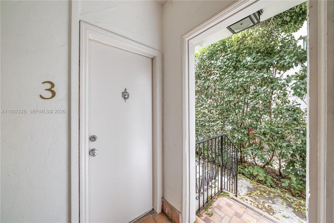 В аренду: $4,000 (2 спален, 2 ванн, 6064 Квадратных фут)