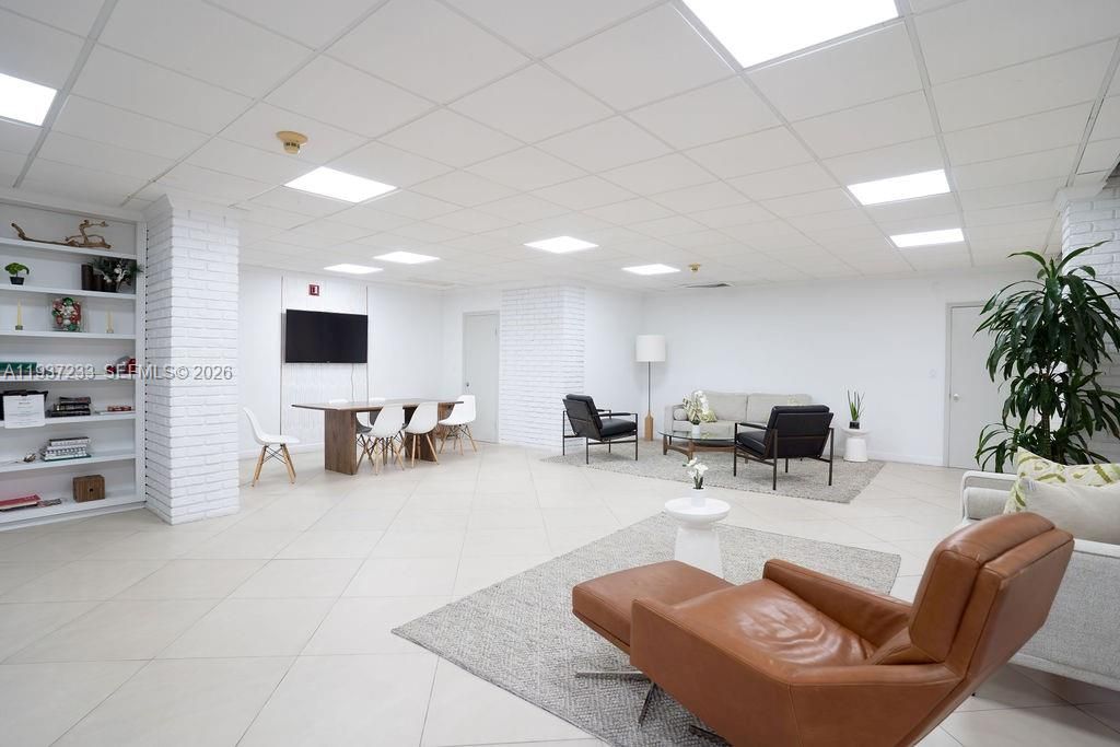 На продажу: $415,000 (1 спален, 1 ванн, 787 Квадратных фут)