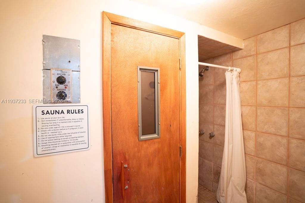 На продажу: $415,000 (1 спален, 1 ванн, 787 Квадратных фут)