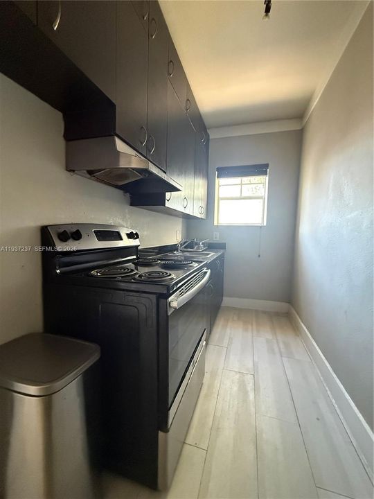 For Rent: $1,800 (1 beds, 1 baths, 18467 Square Feet)