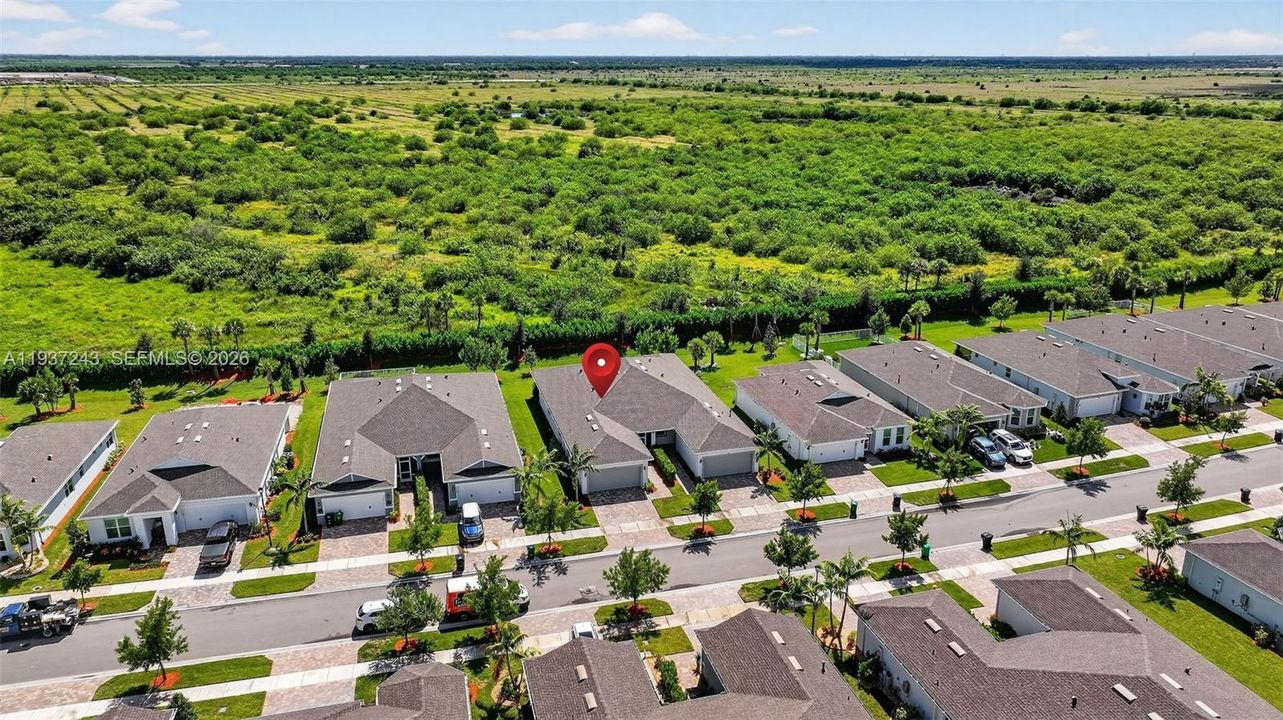 For Sale: $372,900 (2 beds, 2 baths, 1579 Square Feet)