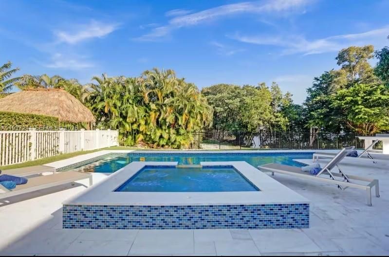 待售: $1,800,000 (6 贝兹, 3 浴室, 3036 平方英尺)