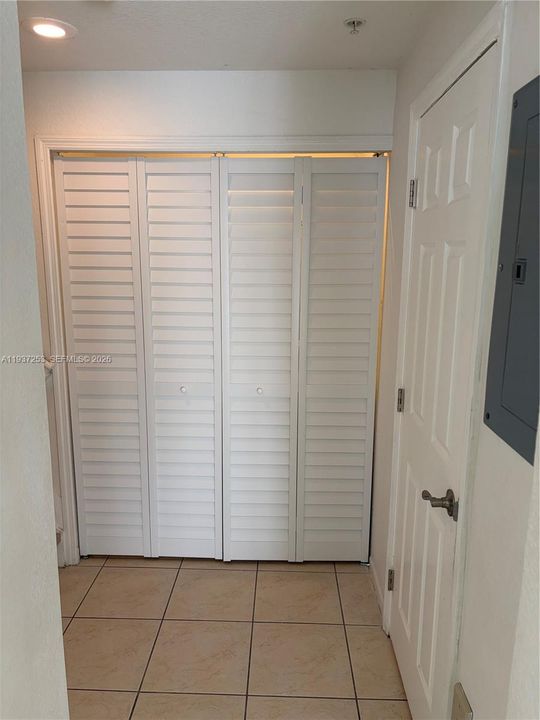 En Renta: $2,830 (3 camas, 2 baños, 1385 Pies cuadrados)