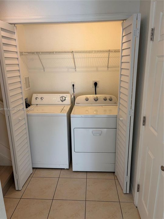 En Renta: $2,830 (3 camas, 2 baños, 1385 Pies cuadrados)