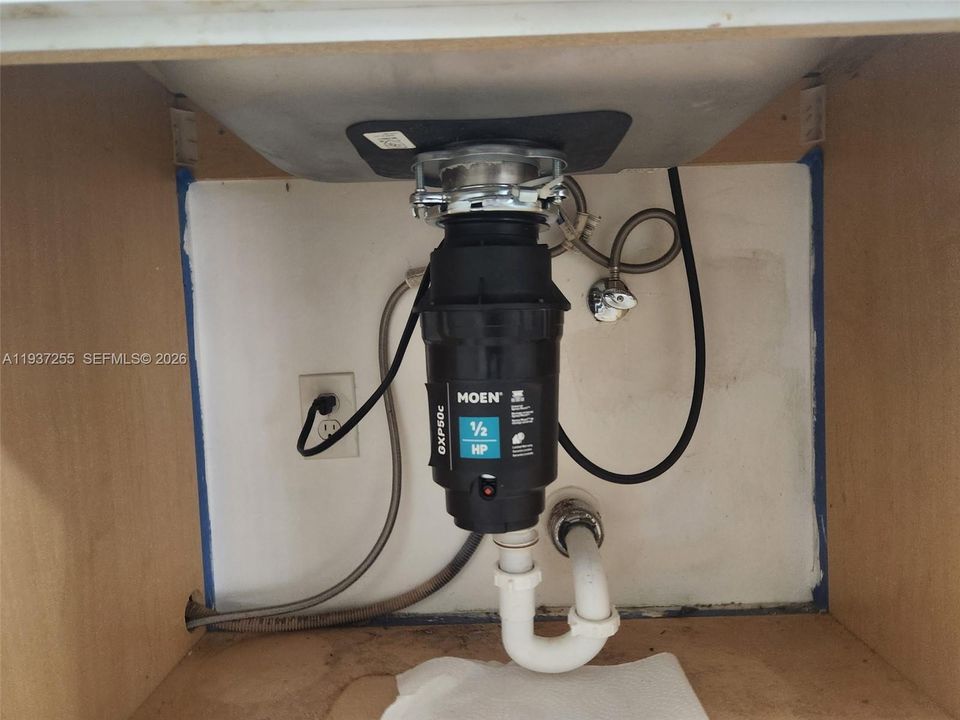 En Venta: $251,900 (2 camas, 1 baños, 770 Pies cuadrados)