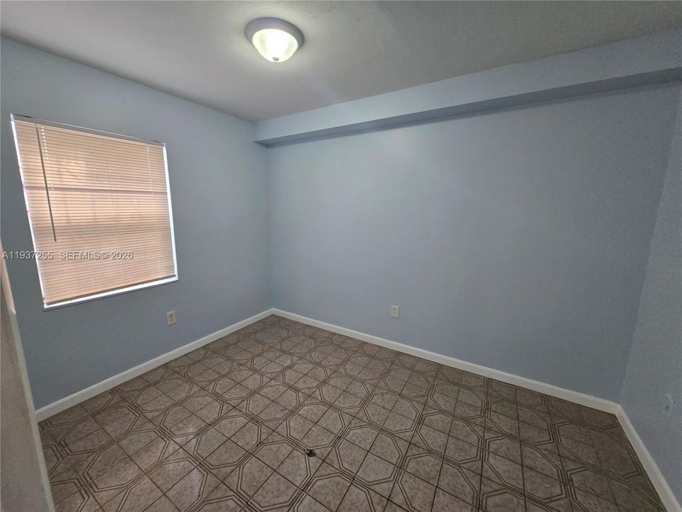 En Venta: $251,900 (2 camas, 1 baños, 770 Pies cuadrados)