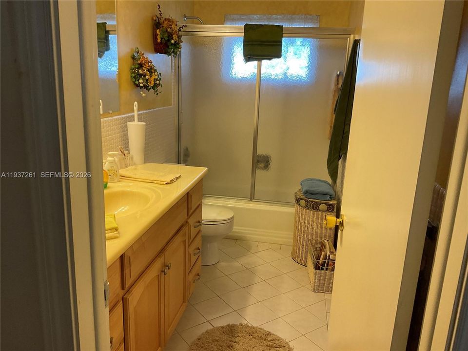 En Venta: $1,799,000 (3 camas, 3 baños, 2298 Pies cuadrados)