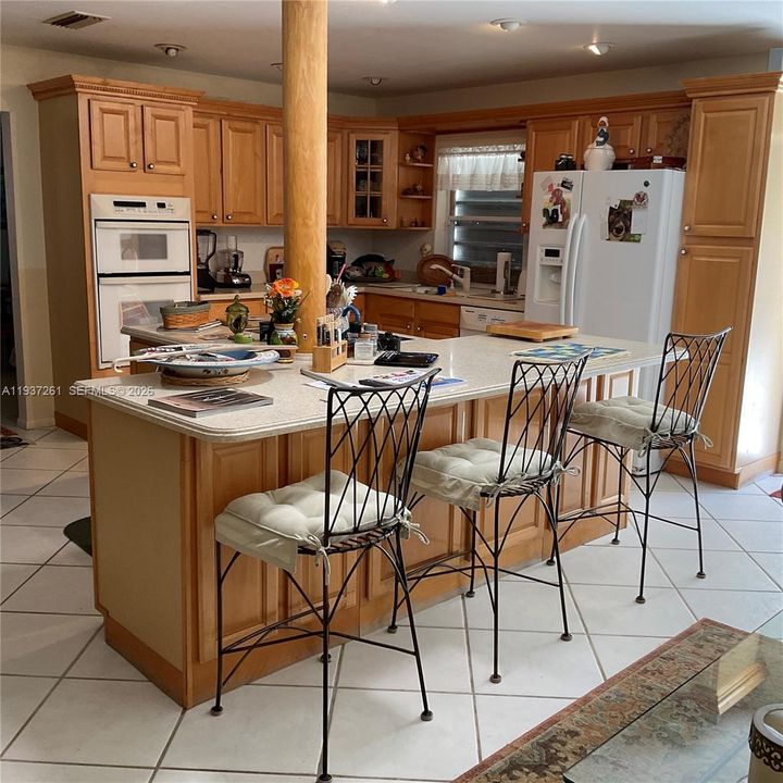 En Venta: $1,799,000 (3 camas, 3 baños, 2298 Pies cuadrados)