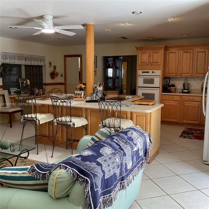 En Venta: $1,799,000 (3 camas, 3 baños, 2298 Pies cuadrados)