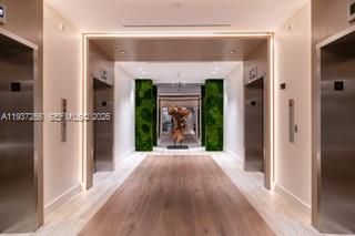 待售: $3,400,000 (3 贝兹, 2 浴室, 1860 平方英尺)