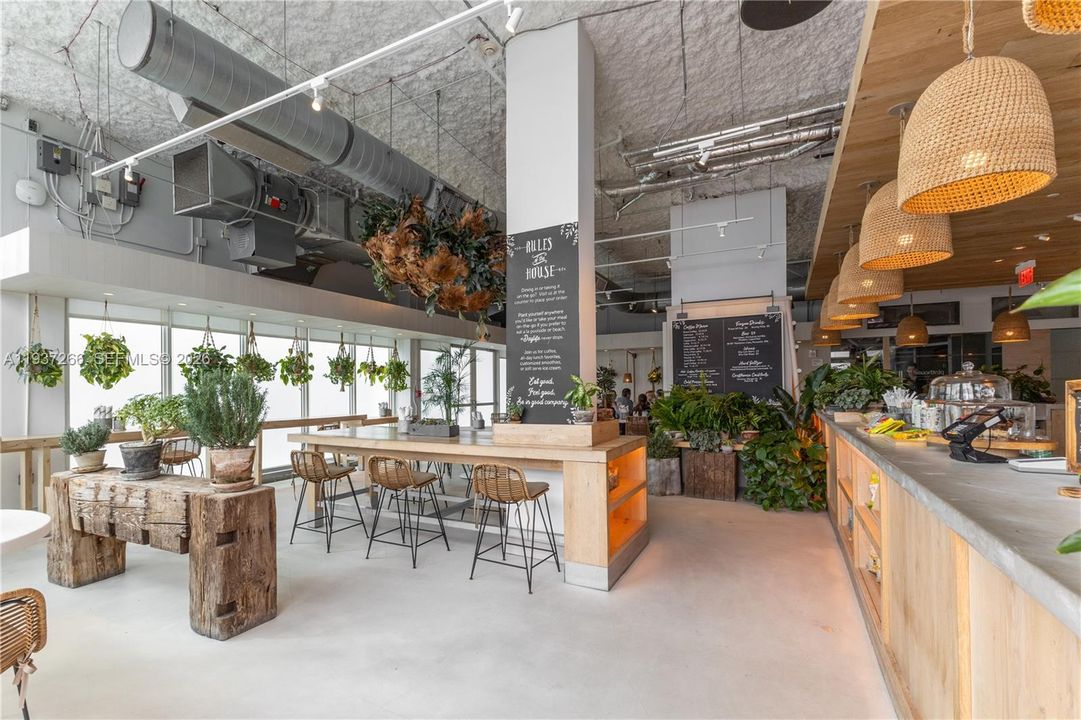 待售: $3,400,000 (3 贝兹, 2 浴室, 1860 平方英尺)