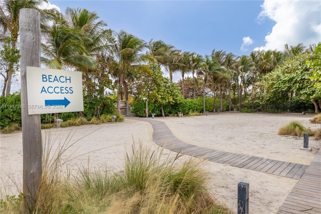 待售: $3,400,000 (3 贝兹, 2 浴室, 1860 平方英尺)