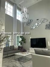 В аренду: $10,800 (6 спален, 3 ванн, 3810 Квадратных фут)