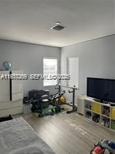 В аренду: $10,800 (6 спален, 3 ванн, 3810 Квадратных фут)