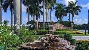 В аренду: $10,800 (6 спален, 3 ванн, 3810 Квадратных фут)