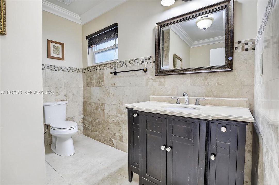 出租: $4,650 (3 贝兹, 2 浴室, 1784 平方英尺)