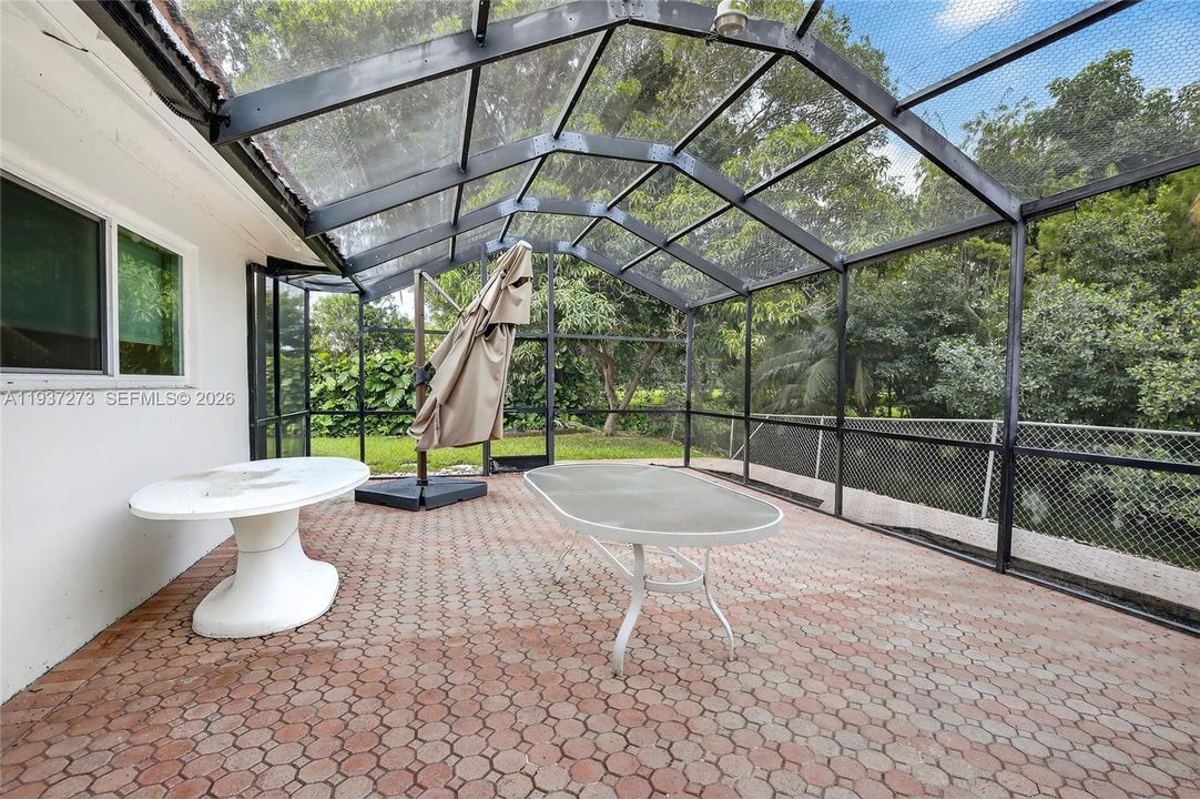 出租: $4,650 (3 贝兹, 2 浴室, 1784 平方英尺)