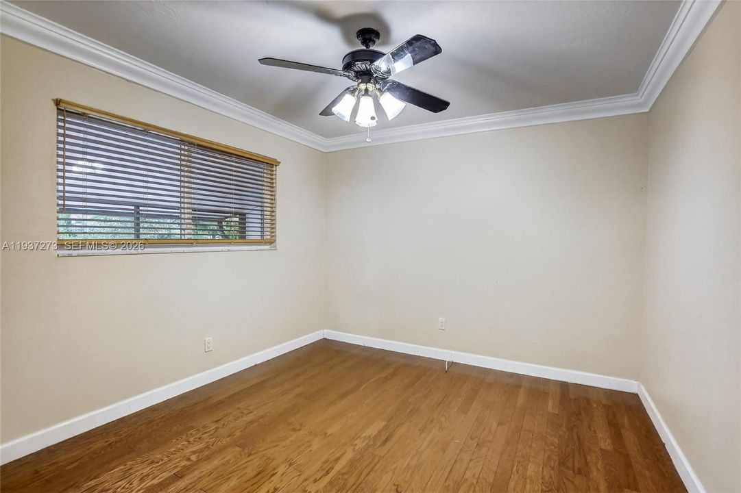 出租: $4,650 (3 贝兹, 2 浴室, 1784 平方英尺)