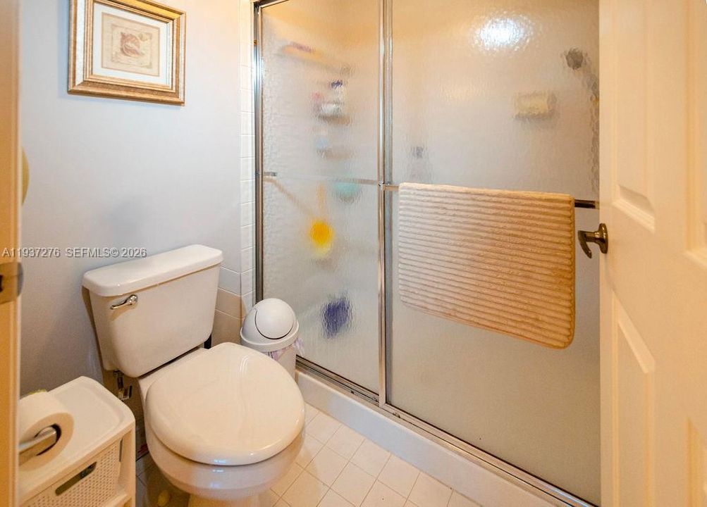 For Sale: $255,000 (2 beds, 2 baths, 1370 Square Feet)