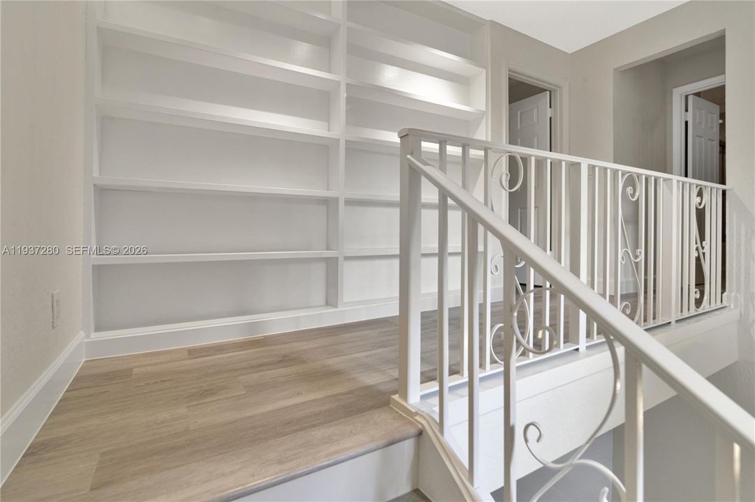 En Venta: $474,990 (2 camas, 2 baños, 1588 Pies cuadrados)