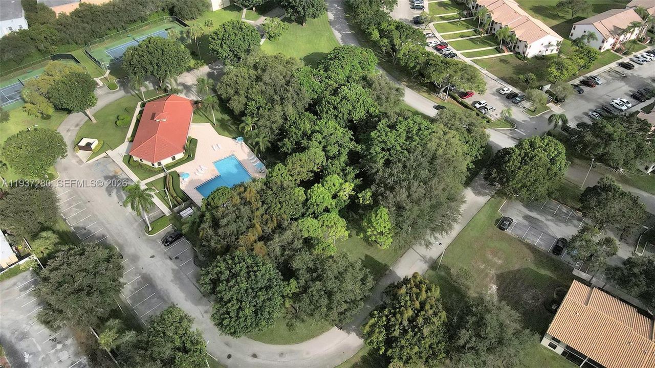 En Venta: $474,990 (2 camas, 2 baños, 1588 Pies cuadrados)