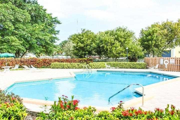 En Venta: $474,990 (2 camas, 2 baños, 1588 Pies cuadrados)