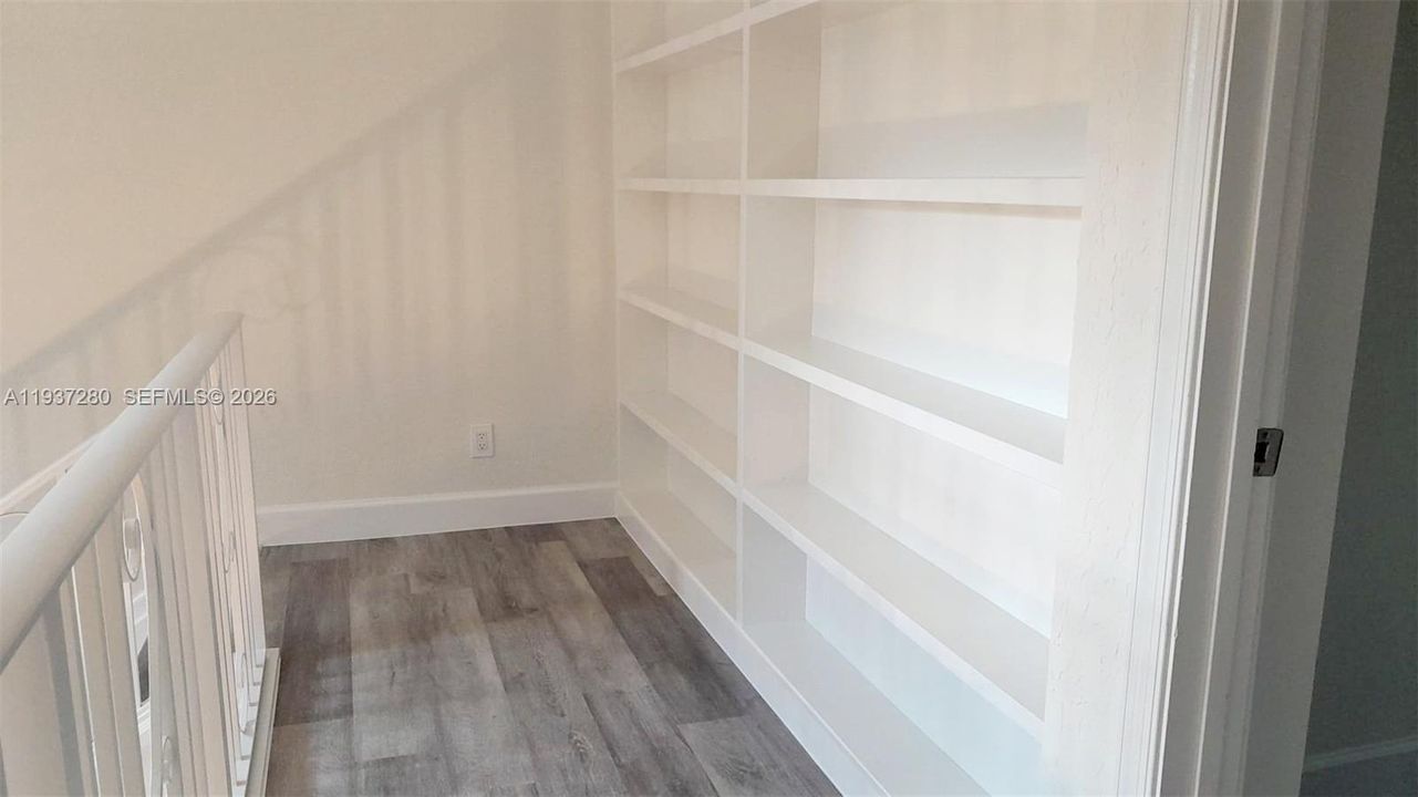 En Venta: $474,990 (2 camas, 2 baños, 1588 Pies cuadrados)