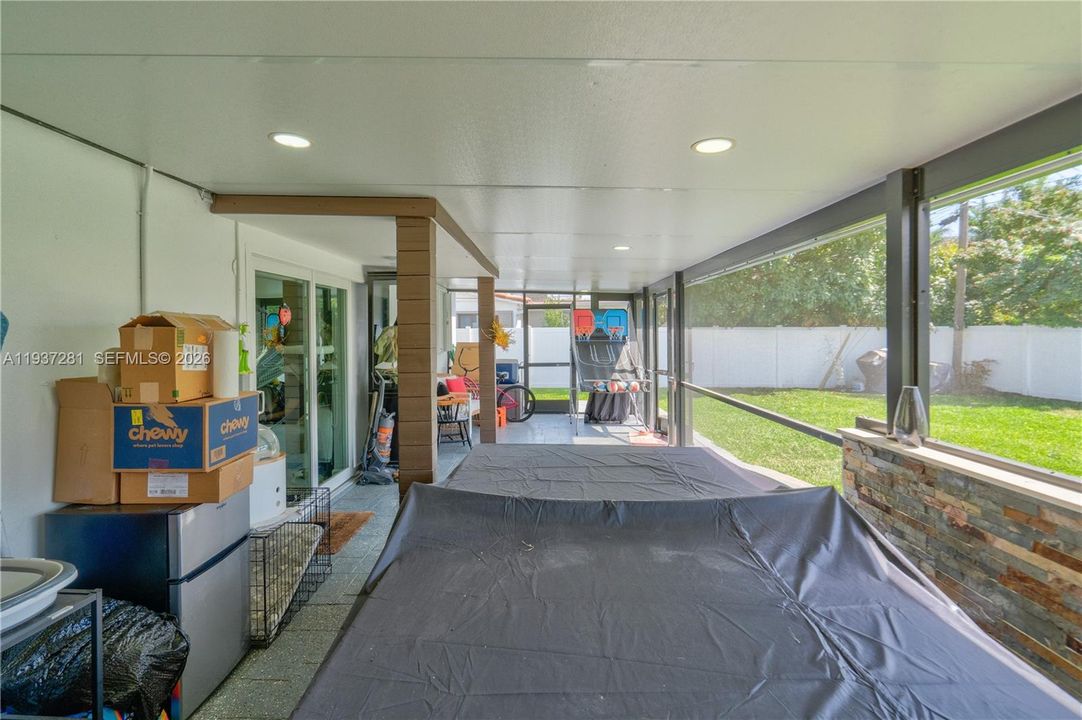 For Sale: $749,000 (4 beds, 2 baths, 1926 Square Feet)