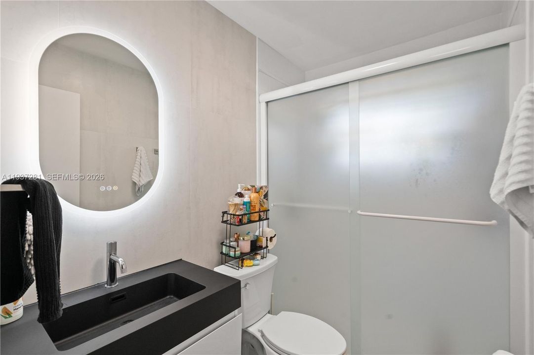 For Sale: $749,000 (4 beds, 2 baths, 1926 Square Feet)