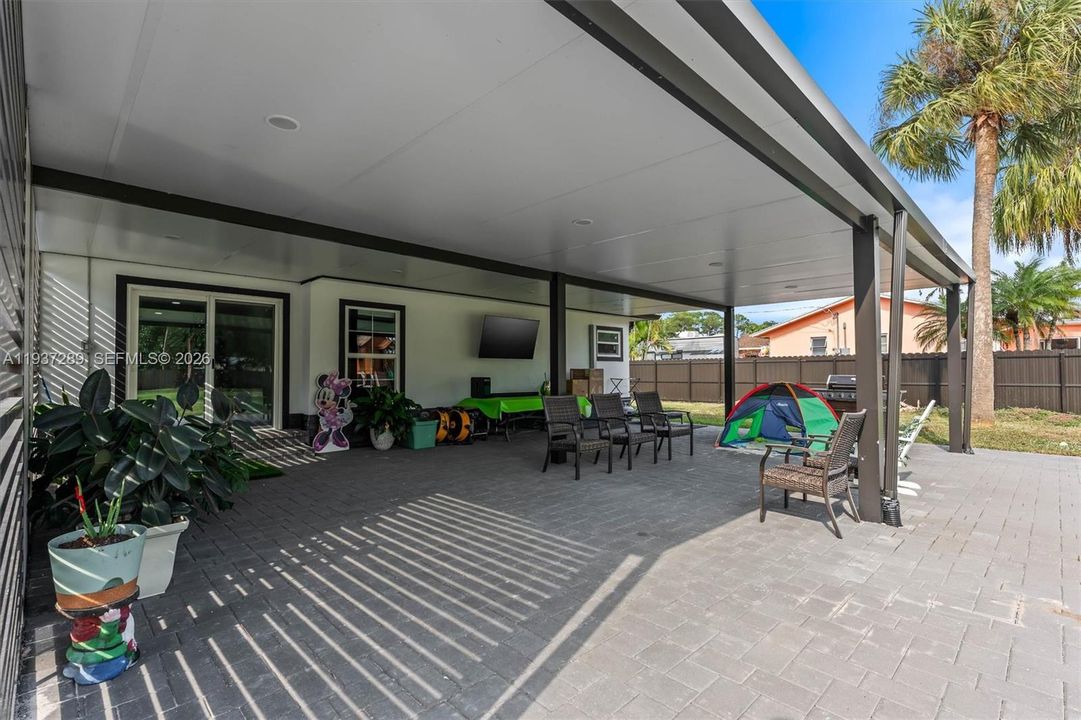 На продажу: $649,000 (5 спален, 4 ванн, 0 Квадратных фут)