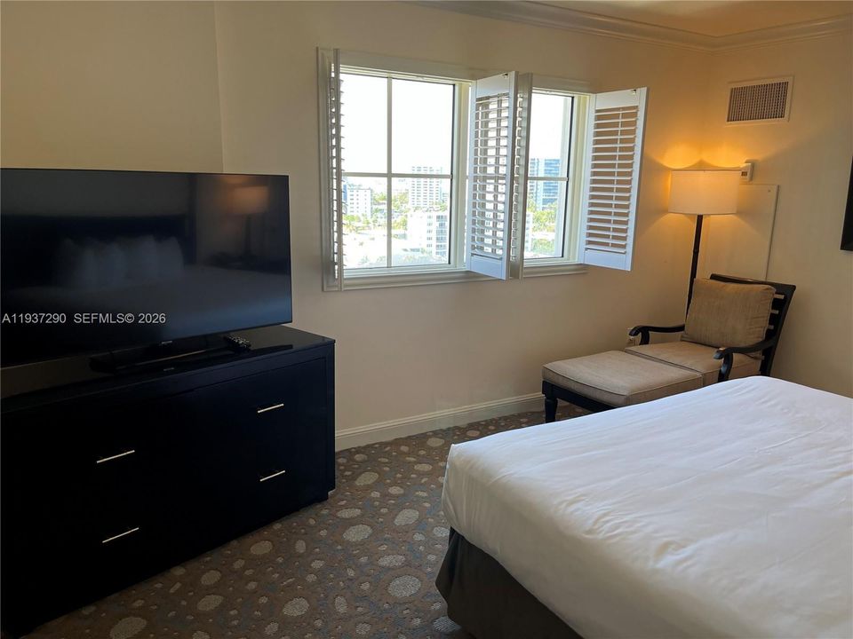 На продажу: $685,000 (1 спален, 1 ванн, 990 Квадратных фут)