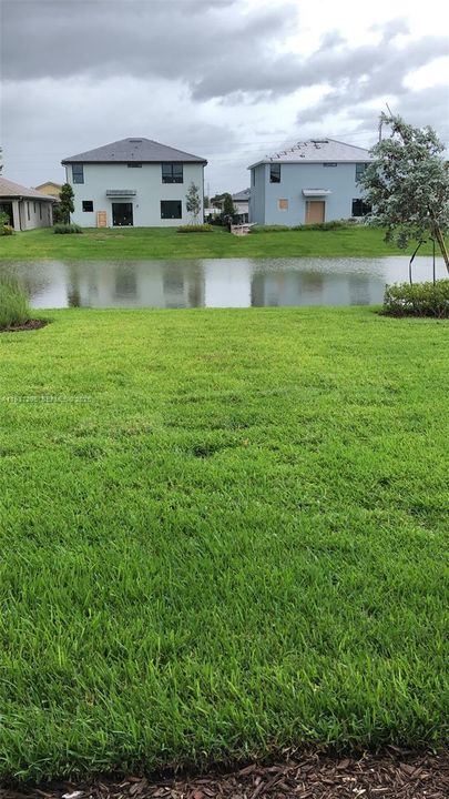 出租: $3,900 (4 贝兹, 2 浴室, 2384 平方英尺)