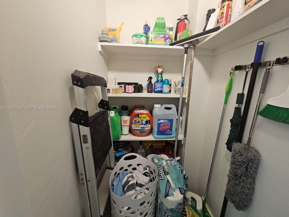 For Rent: $1,750 (1 beds, 1 baths, 768 Square Feet)