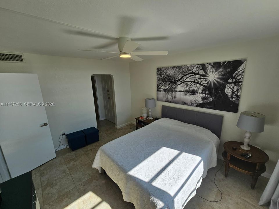 For Rent: $1,750 (1 beds, 1 baths, 768 Square Feet)