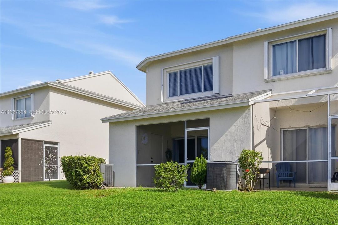 En Venta: $365,000 (2 camas, 2 baños, 1110 Pies cuadrados)