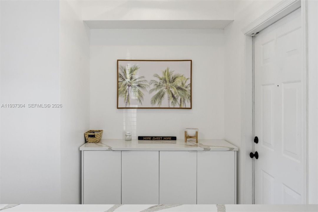 En Venta: $365,000 (2 camas, 2 baños, 1110 Pies cuadrados)