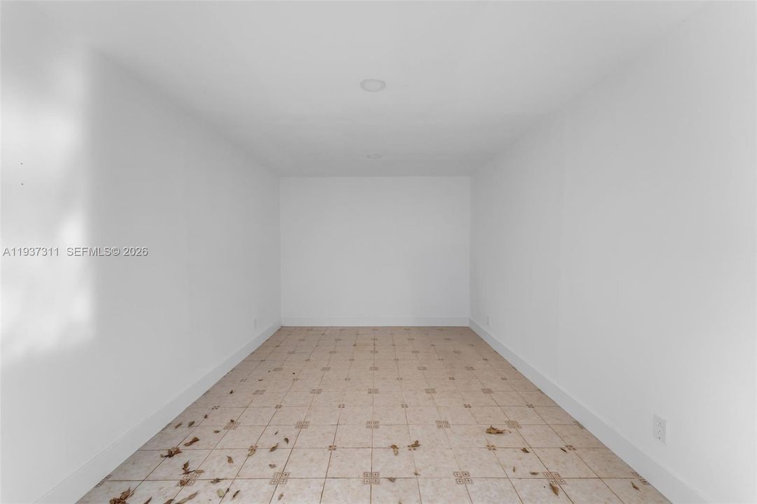 En Venta: $580,000 (4 camas, 2 baños, 1531 Pies cuadrados)