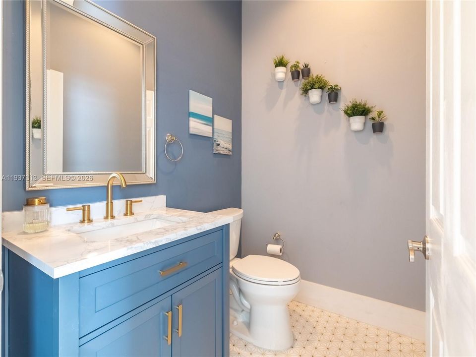 待售: $899,000 (4 贝兹, 2 浴室, 2381 平方英尺)